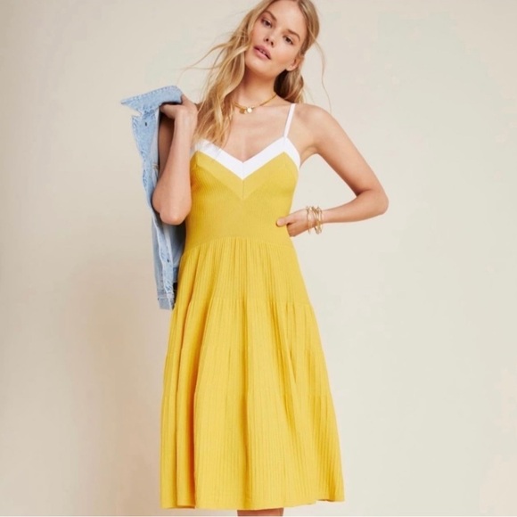 Tiered Midi Knit Dress - Picture 4 of 4